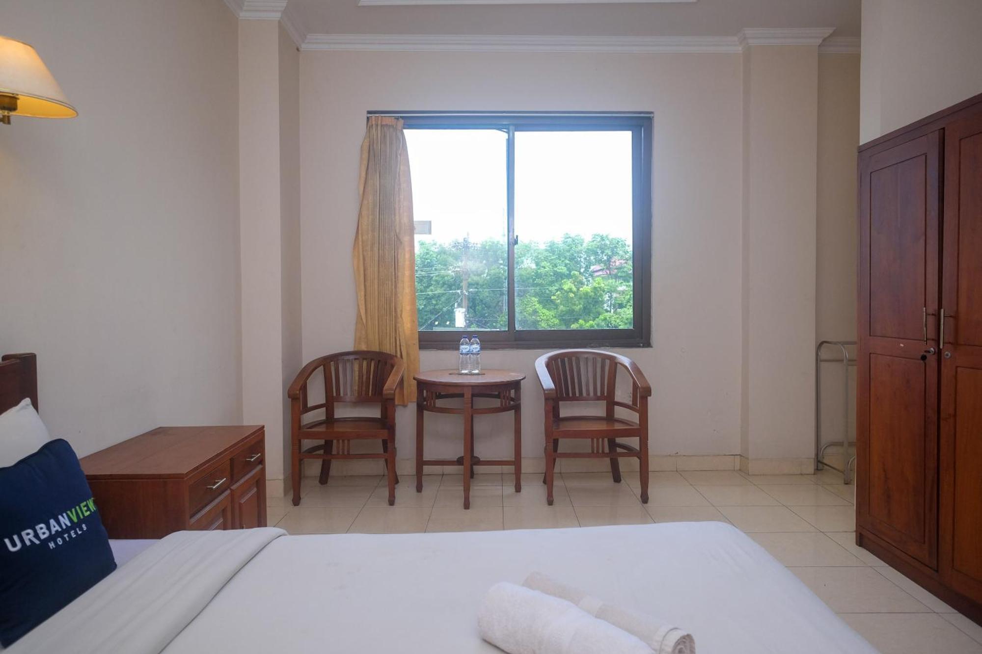 Urbanview Hotel Pondok Anggun Yogyakarta By Reddoorz Maguwo Εξωτερικό φωτογραφία